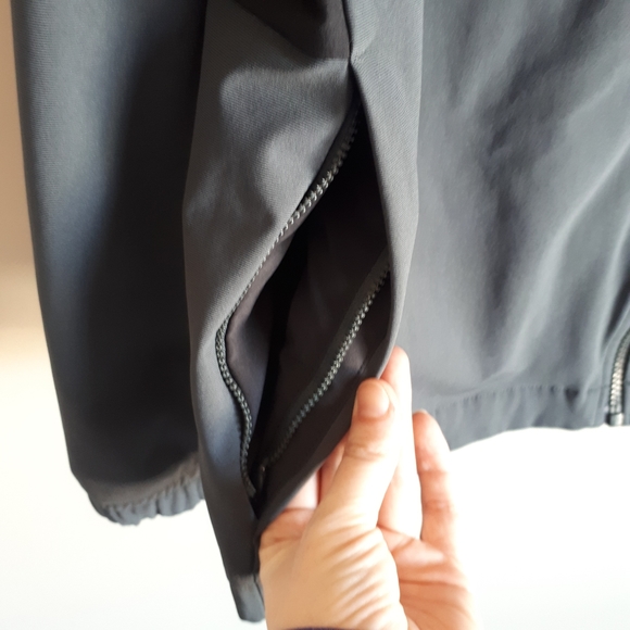 LULULEMON / L / Men's Final Say Moto Lightweight Jacket - Grey & Black Melanite - Picture 5 of 16